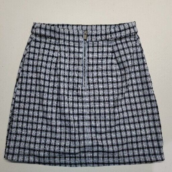 Hollister Ultra High-Rise Mini Skirt Size XS XSmall Plaid Black Blue Back Zip - Picture 4 of 9